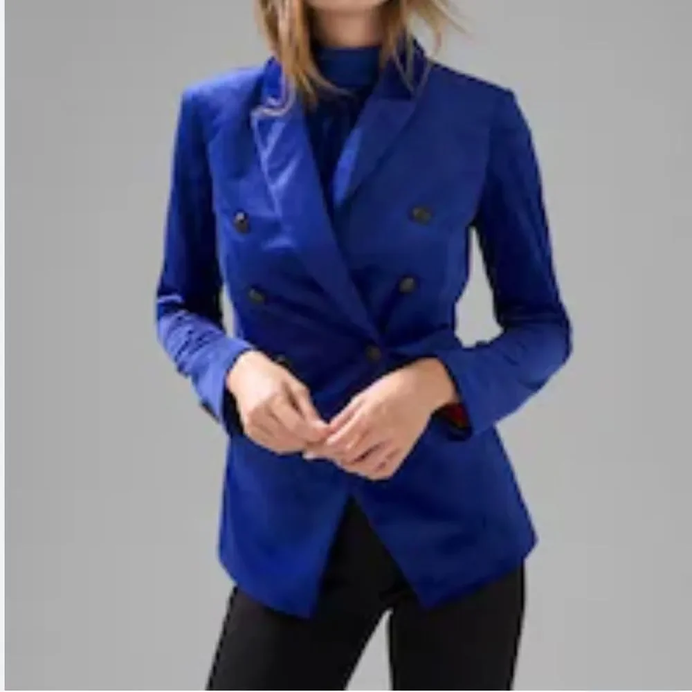 White House Black Market Studio Blazer Velvet Blue Size 6 NWOT